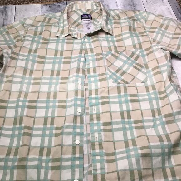 Patagonia Worn Wear Recycled Fabric Mens Button Down Plaid Shirt NWT Size Large - Picture 2 of 3